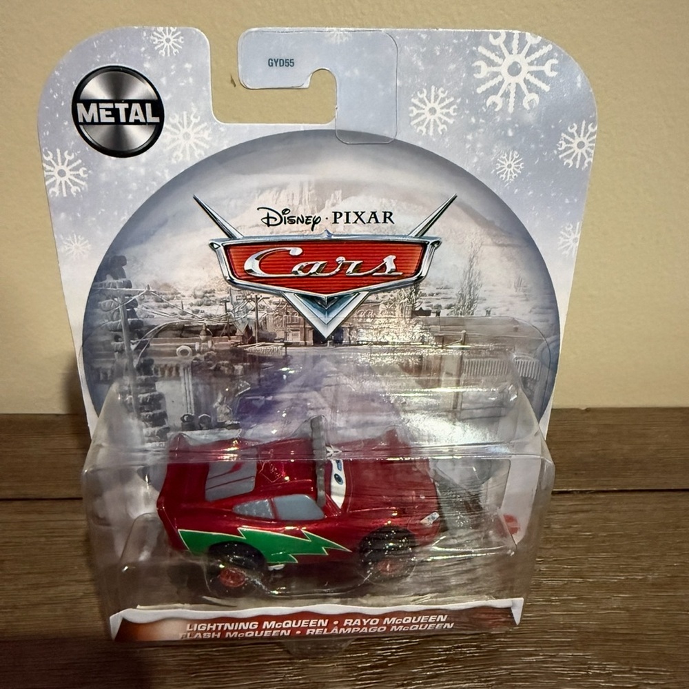 Disney Cars Lightning McQueen Toy - Red and Green